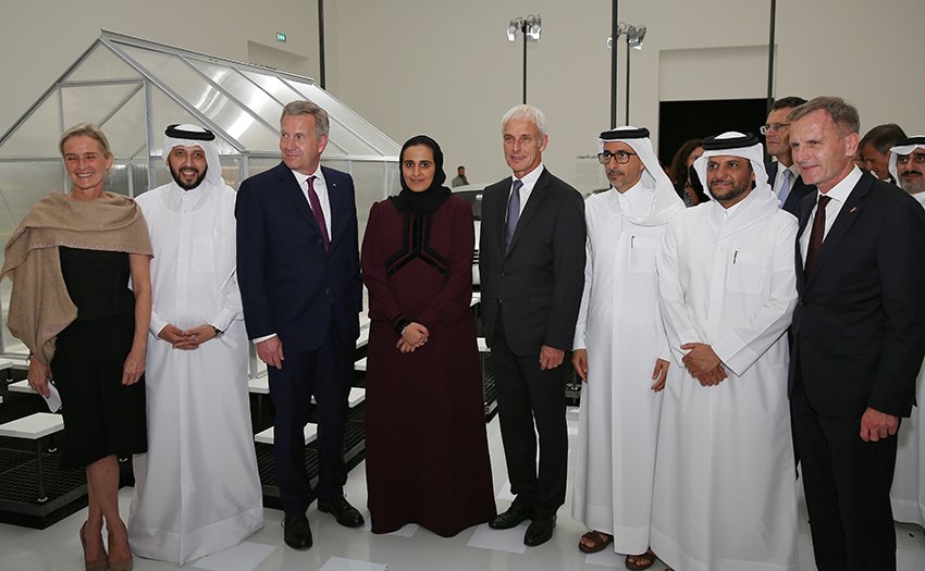 VWGroup's tweet photo. #VWGroupCEO Mueller and Sheikha Al-Mayassa opened the exhibition #DrivenByGermanDesign together. https://t.co/xcT4HOhwF6 https://t.co/heOjYRg1fj