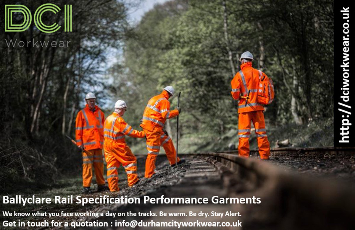 DCIWORKWEAR1's tweet photo. #railspec #winterscoming #bewarm #bedry #stayalert info@durhamcityworkwear.co.uk https://t.co/23SzQPjm76