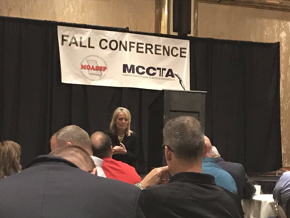 JenMillerCCC's tweet image. Challenge from Dr Vandeven:  are ALL students ready for whatever their next step is? EVERY student!