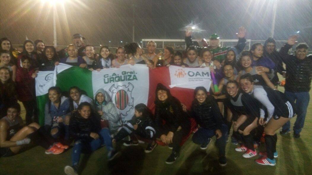 #Hockey Cuatro ascendidos en el #Oficial <a href="/bancoprovmdp/">Banco Provincia </a> <a href="/HockeyDVN/">Hockey DelValle Neco</a> <a href="/campodepato/">@campodepato</a> <a href="/hockeyargplus/">Hockey Argentino Plus</a> marcadeportiva.com/hockey/02/10/2…