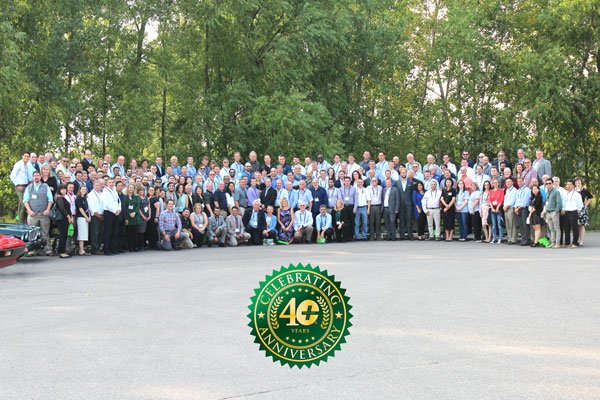 CortecCorp's tweet photo. Friends and Family Gather for 2017 World Sales Meeting and 40th Anniversary!
https://t.co/VH8kRQtLif
#CortecCorporation #CorrosionExperts https://t.co/YsnjJ6H5sO