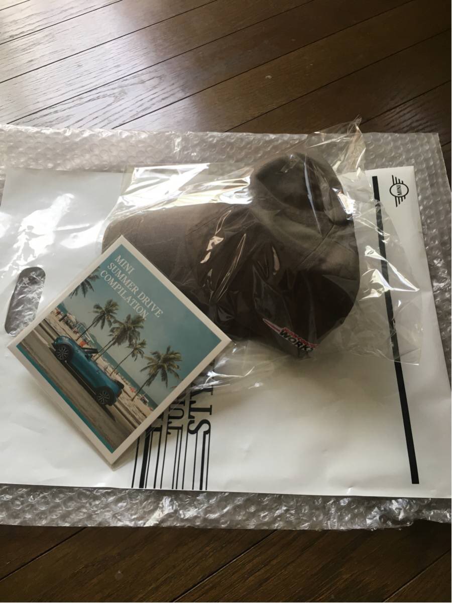 MASAHIRO21c's tweet photo. 【新品】MINIジョンクーパーキャップ&amp;MINIオリジナルCDのセット（非売品） https://t.co/XbUo9VFHPb https://t.co/x9K9cEJNBU