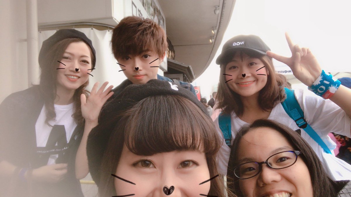 manafee29 tweet picture