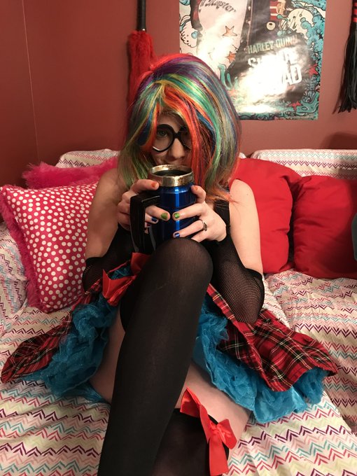 #Free trial to cum &amp; #game with me.  https://t.co/bIembKKKCZ #kink #gamer https://t.co/P9iLM1O2Rc<a href="/tag/free"class="tags">#Free</a><a href="/tag/game"class="tags">#game</a><a href="/tag/gamer"class="tags"><span>#gamer</span></a><a href="/tag/kink"class="tags"><span>#kink</span></a>