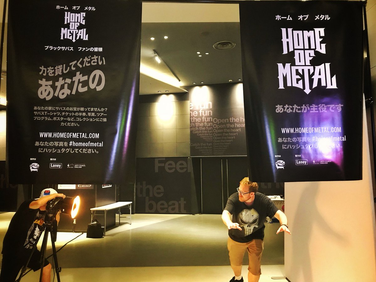 fkbr_otonano's tweet photo. そして本日の絶響上映東京会場のロビーで撮影を行っていたのはウェブサイト「Home Of Metal」のクルー。いい写真撮れましたでしょうか。
https://t.co/wA7q4v9UNR https://t.co/MzOf03rdGB