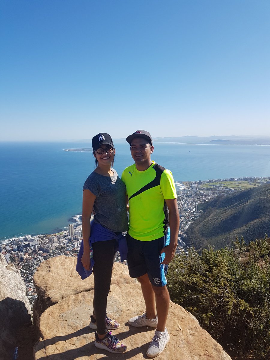 keano02's tweet photo. On top of the world with @LaurenvanAarde #mypot #mygirl#lionshead #hike https://t.co/VO7cyjcPqG