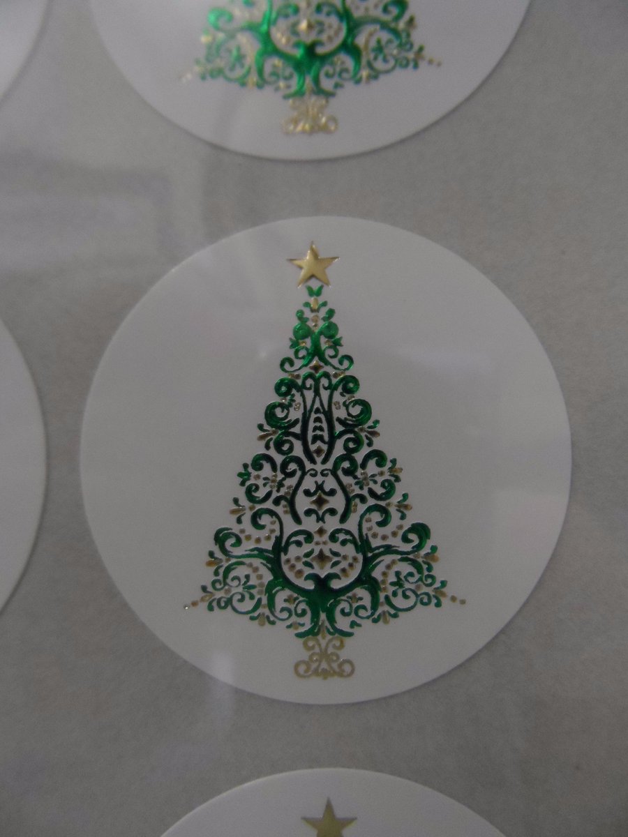 RomanPrint's tweet photo. A couple of our #Christmas #Seals we have in stock! Why not have a look on our FB page for more options #labels #stickers #christmas https://t.co/oyLMCCuiCt