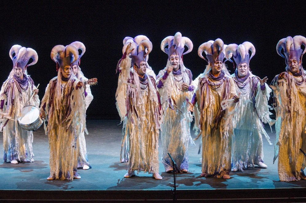 Culturalmeria's tweet photo. El público fue verdadero ganador de la gran final del Carnaval de Cádiz, que reunió a 4 primeros premios del Falla https://t.co/bRfZDFXwru https://t.co/UhmsoTMARH