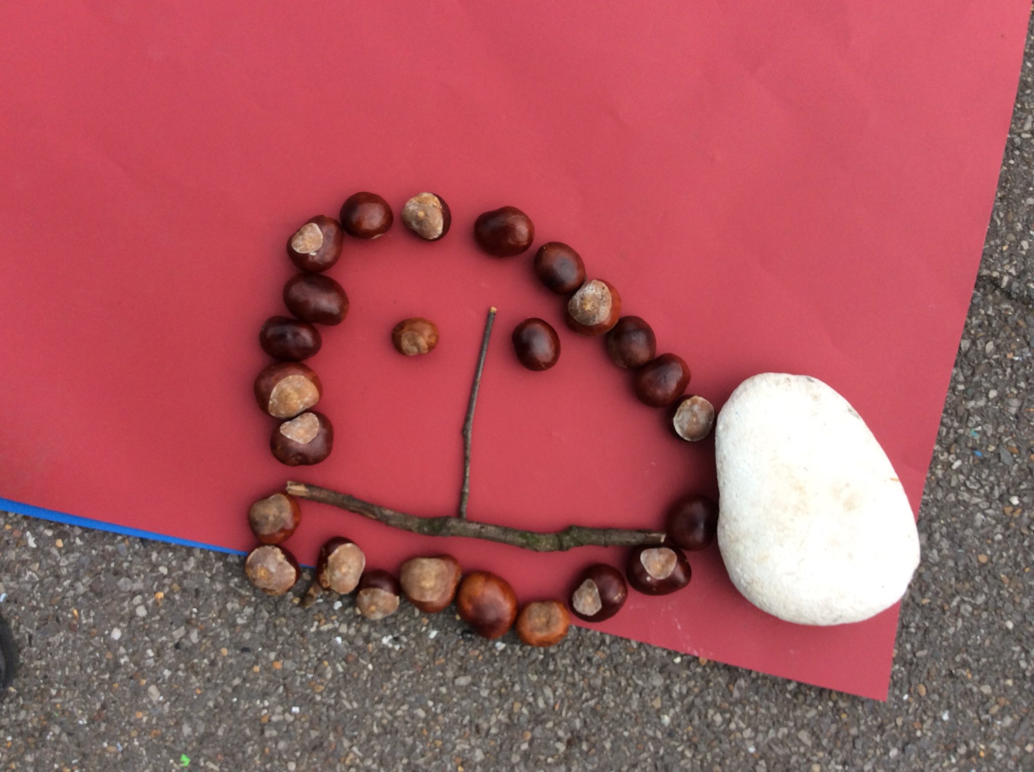 Westcott Primary on Twitter "EYFSOutdoor areaMaking pictures using