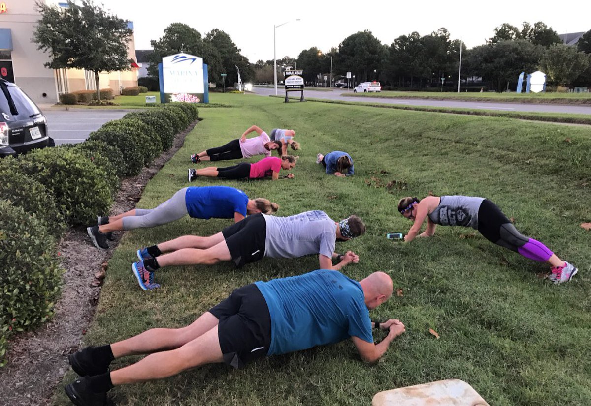 Nov_Pro_VaBeach's tweet photo. Monday morning recap. Work hard. Be kind. Do kind. #connect #bridgemonday #NP_VB https://t.co/ZHNyp6E2kJ