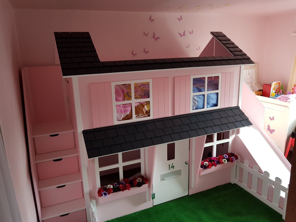 Planitwood's tweet photo. My Latest Creation. #planitwood #girlsbed #playhousebeds #childrensbeds #bespokebeds #custommadebeds #bunkbeds #designerbedrooms https://t.co/ZnvrTscmrn