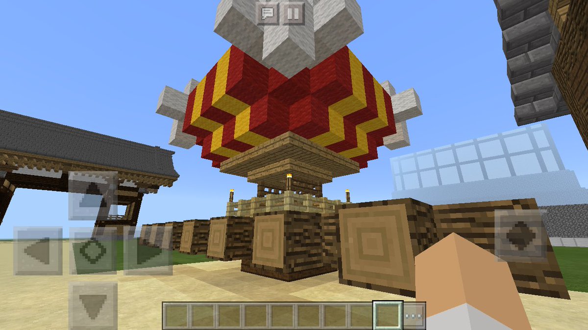 竹和 マイクラ和風建築 Ar Twitter 今回は地元大阪で有名な ふとん太鼓 を作ってみました W 他府県の人は見慣れないと思いますが お祭りの飾り山車の一種で高さ5m 重さが2tほどあり 約60人の人が一斉に担ぎながら移動します マイクラ 和風建築 ふとん