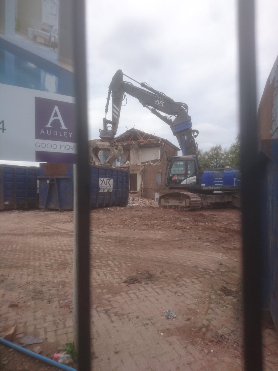 Serious demolition going on at the <a href="/BinswoodHall/">Binswood Hall</a> new site on Kenilworth Road