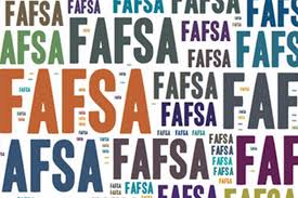 ScholarshipCent's tweet photo. The #freeapplicationforfederalstudentaid for 2018-19 school year is live & ready to submit! File yours today at https://t.co/e0xGMKgpYs! https://t.co/BwBLSqcNK8