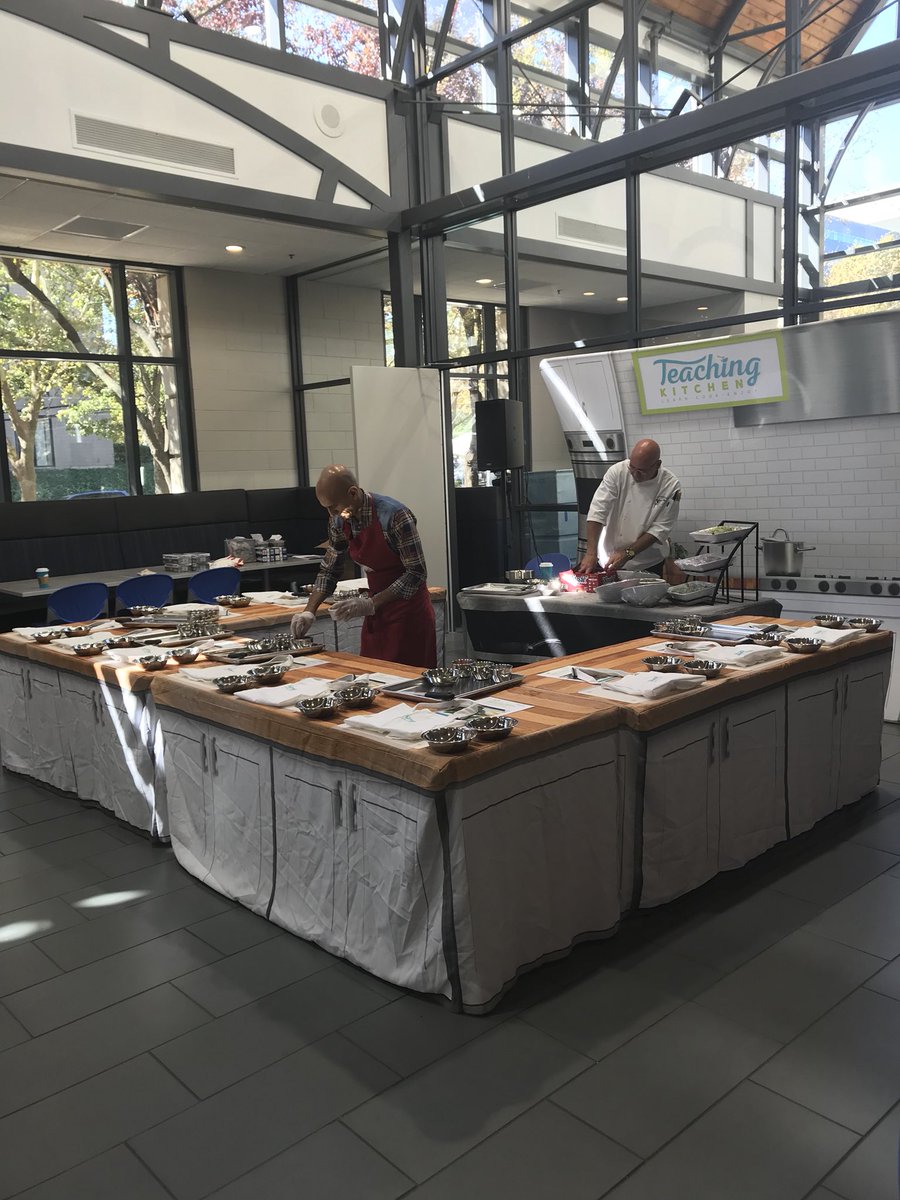 RUNHousing's tweet photo. Stop by and celebrate the Grand Re-Opening of Stonsby Commons! https://t.co/y86mRXHrBV