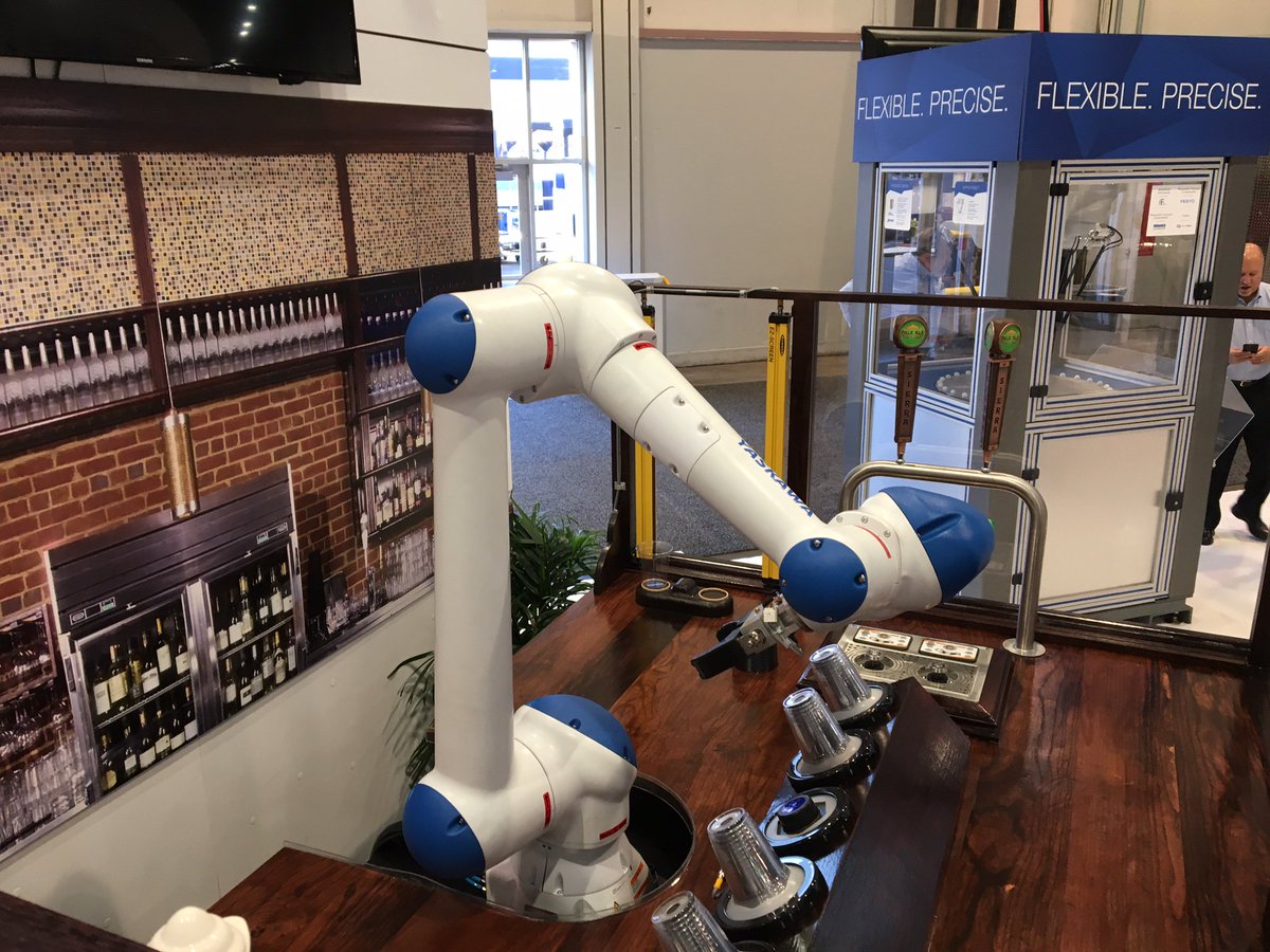 YASKAWA's tweet photo. A big thank you to @packexposhow and all who attended. We had a fantastic time meeting everyone at the #PackExpo Pub! If you missed us, learn more about our solutions at https://t.co/3ARwN2PZ1v #packaging #packexpoLV #Packexpo2017 https://t.co/OrZduq12Dp