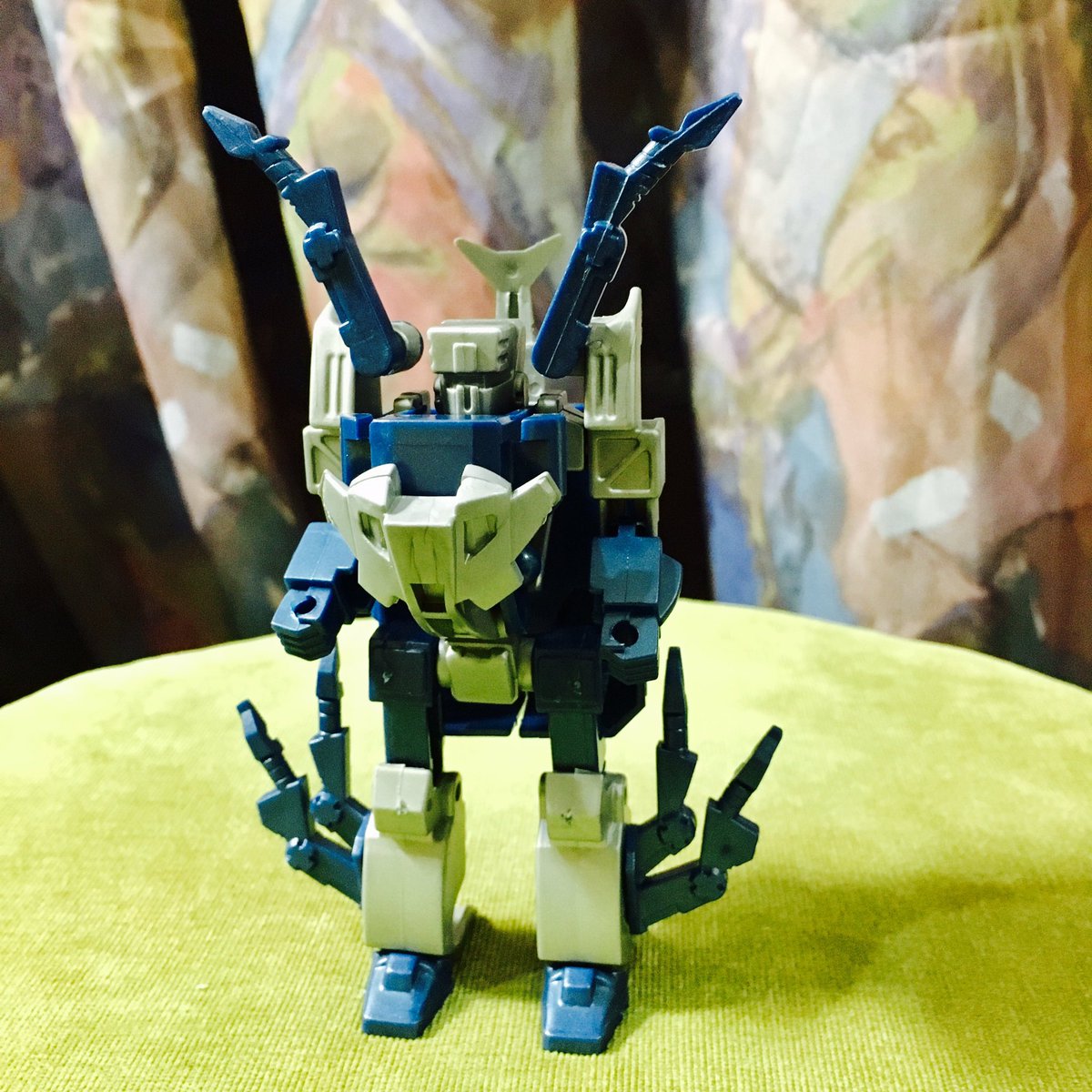 今夜のネタは「メカ昆虫」です(^_^)！チープトイ食玩、JAMという