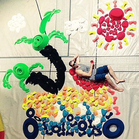 BO_officiel's tweet image. Les ouvreurs, ces artistes 🌴🌞🌊 Nouveaux arrivages de cailloux sur B'O1 et ailleurs ! #blockout #climbing #bouldering #escalade