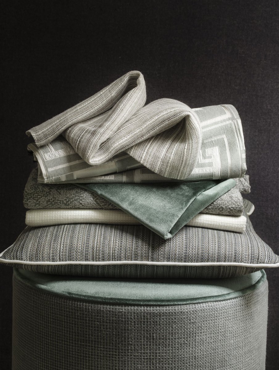 DesignCentreCH's tweet photo. Looking 4 what's new & now this season? Refer to p.9 in the #AW17 #DesignCentreGuide for some moodboard inspiration https://t.co/hSmWKOJgej https://t.co/MIkvzWhDic