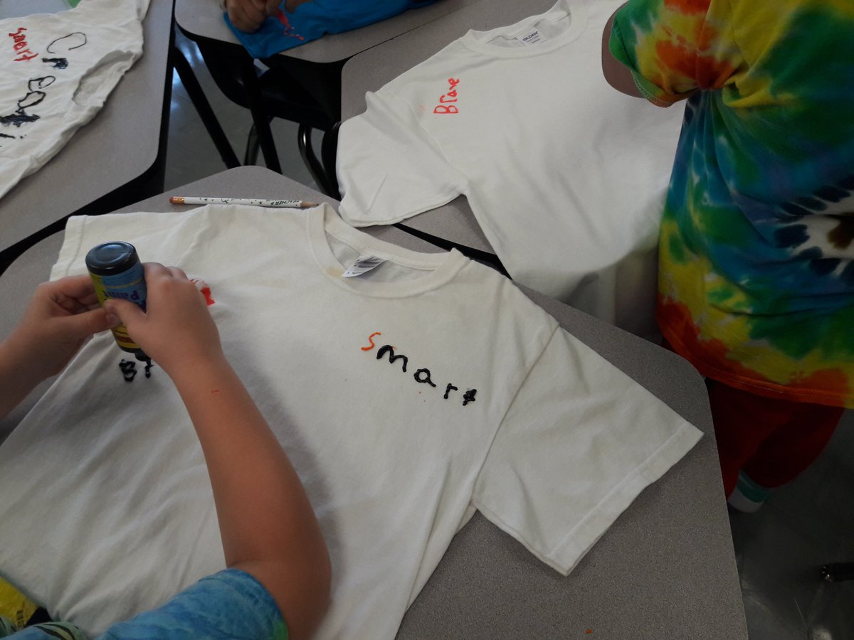 Starting out Week of Respect by decorating t-shirts with our positive traits!