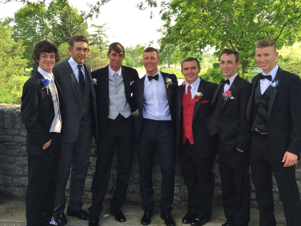 Happy 21st bday to my brother since diapers! <a href="/JSaylor32/">Jordan Saylor</a>