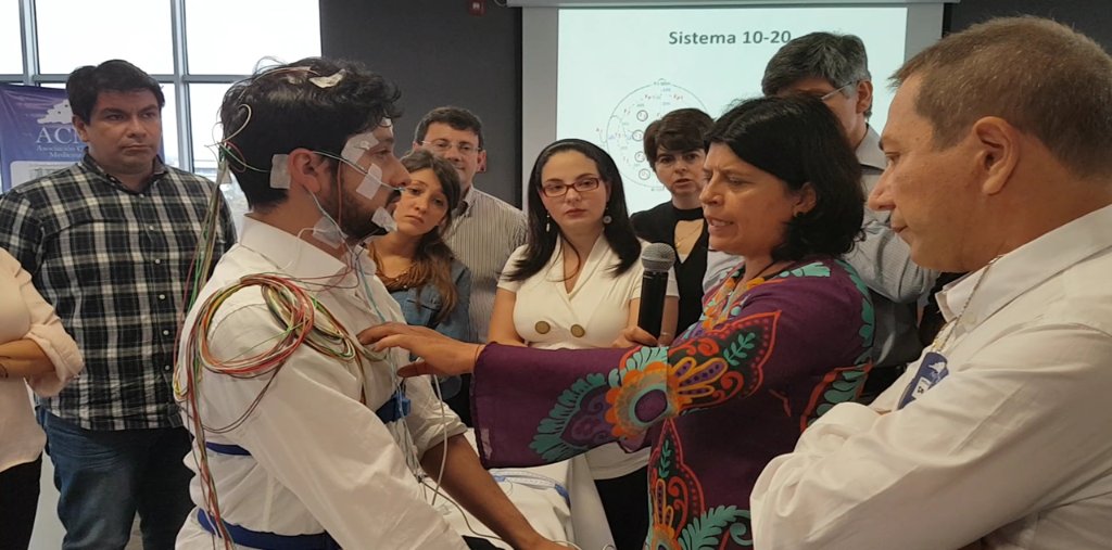 Philips Colombia tweet media
