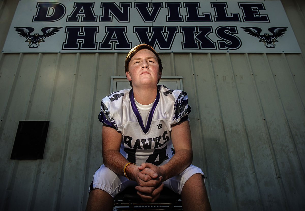 Read This: <a href="/Just_Graves/">Justin Graves</a> piece on <a href="/kanehogan14/">Kane Hogan</a> - a football player, cancer survivor and "star at the game of life." decaturdaily.com/sports/high_sc…