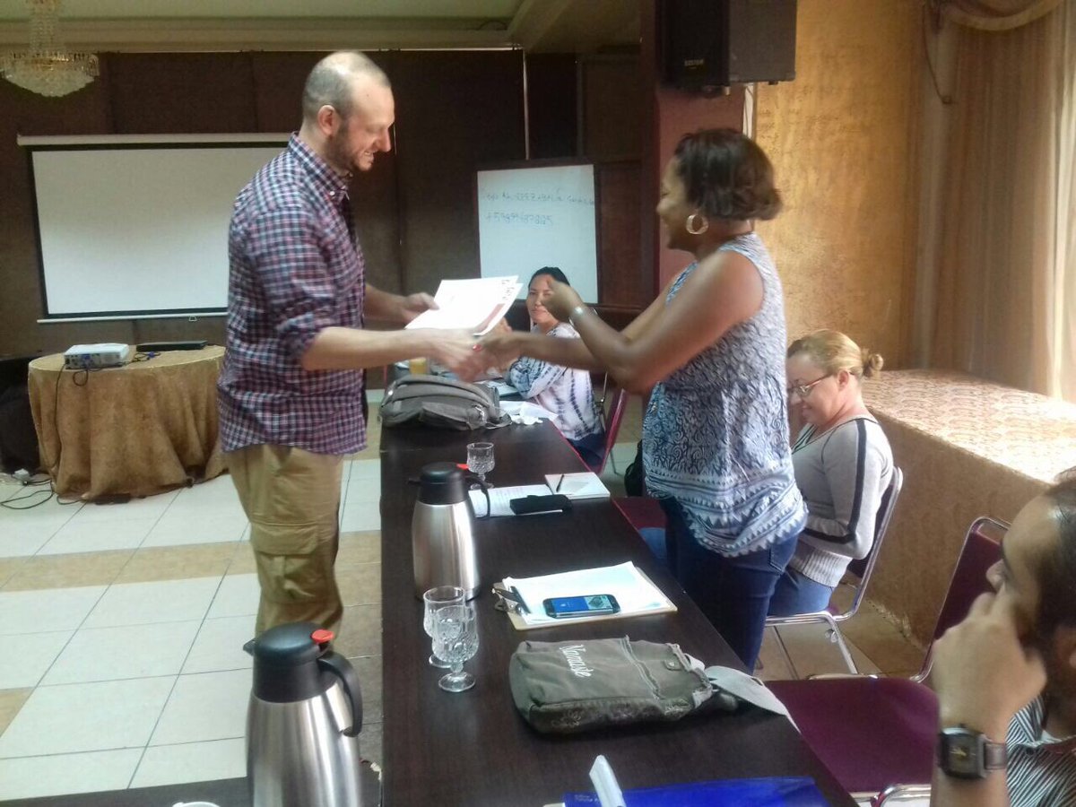 MP_Honduras's tweet photo. Exitosamente concluye taller desarrollado por experto internacional en arqueología forense https://t.co/O5YIKSDeiv https://t.co/gi4UyW80A5