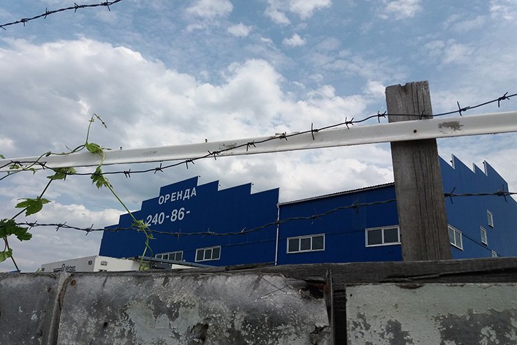 OCCRP's tweet photo. Have you read our #Ukraine arms washing story? Here's more details from the #Techimpex docs: https://t.co/MXE5NVi90T https://t.co/Q3CdaAO5FB