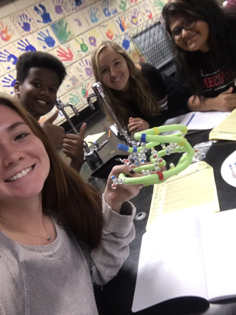 amaralim's tweet photo. Here is our protein!!🔬 @kris10gab https://t.co/Jv2rnczE2c