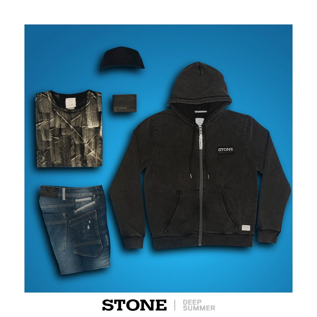 StoneJeans's tweet photo. #BuenLunes Stone te acompaña siempre adonde vayas. Sentite cómodo #ViviloStone ► Vení a conocer la nueva colección: https://t.co/Sam0Jy4etm https://t.co/wFhVyxQnCn