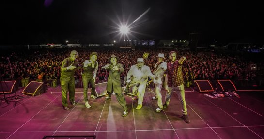 mehaceruido's tweet photo. #RockFestMx reunió 7 toneladas de ayuda en especie para la Cruz Roja del Estado de México https://t.co/XydTyNbRgI