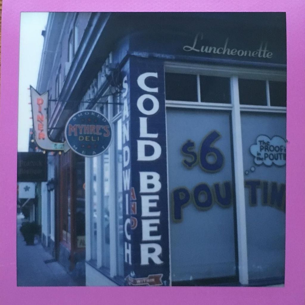 unusualzen's tweet photo. Classic 👌🏾 #slr680 #polaroidoriginals  #yyc  #instantadventure #filmisnotdead #believeinfilm #instantfilm #polaroi… https://t.co/lULHQxua7d https://t.co/9TnXQbJnjc