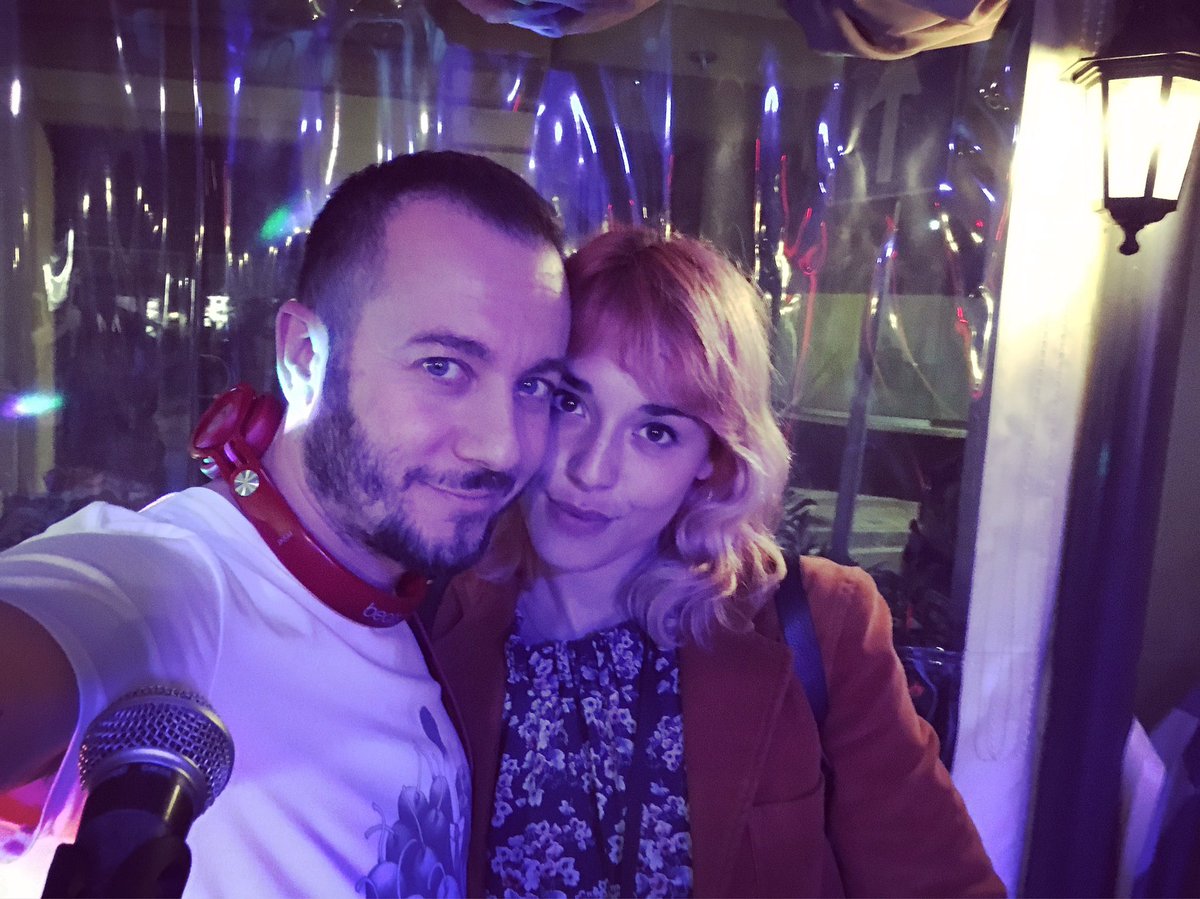 AlderottiPablo's tweet photo. #AnticaCaffetteriaSandroVero #Aperitivo #Aperidrink #PressionNight #PabloDJ #PabloAlderotti #PabloAlderottiDJ #music #party #domenica https://t.co/9rbGLLKnde