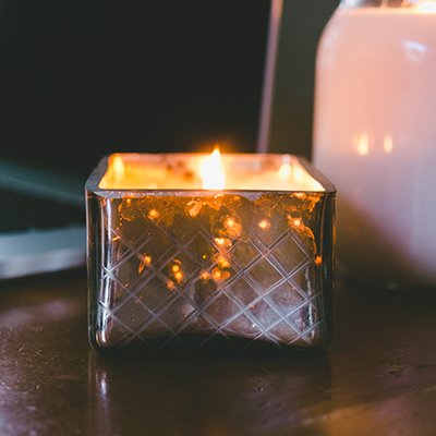 homesayshello's tweet photo. Oct email goes out Thurs! Highlights? Interview w/ @Douglas_AmongUs + a free stock photo. Here's a glimpse! Want it? https://t.co/PIzBWxzLeC https://t.co/6KzrCOvfiQ