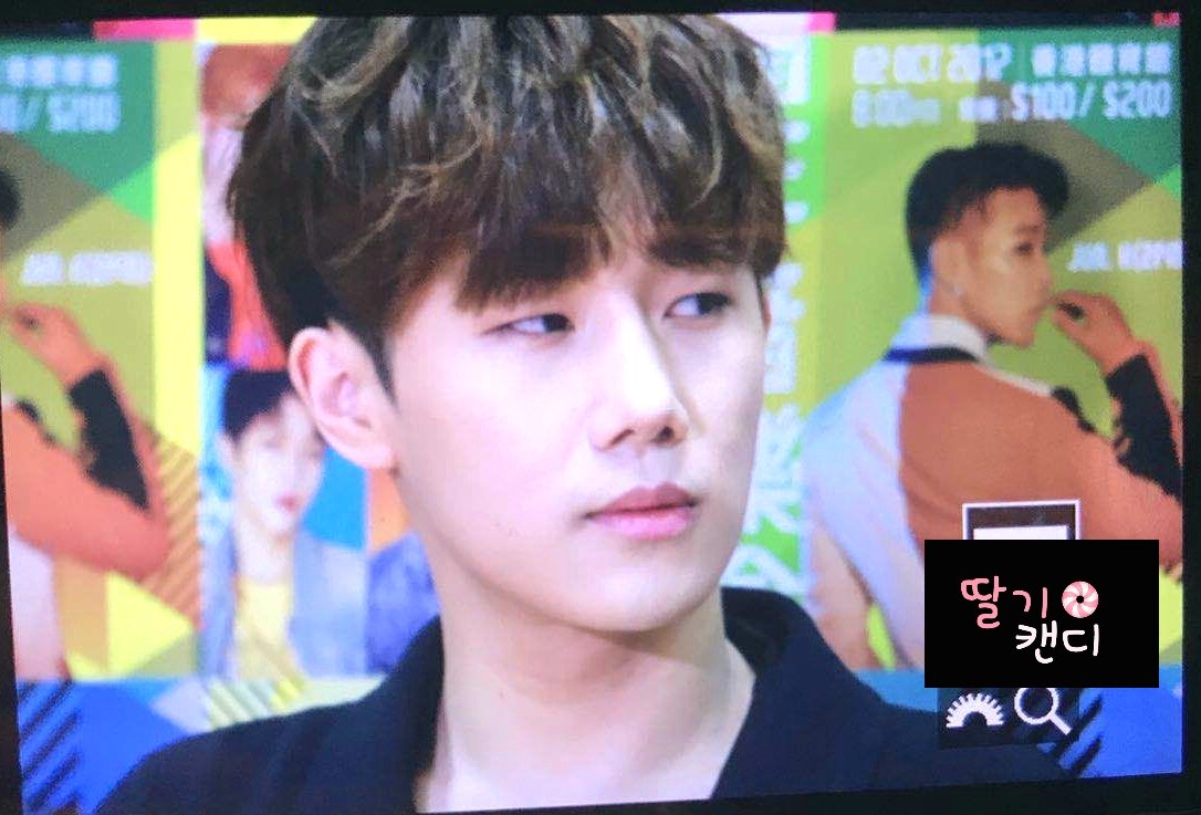 BerryCandy0428's tweet photo. 171002 #성규 #Sungkyu 수고했어요😙 https://t.co/v6IYV9oqus