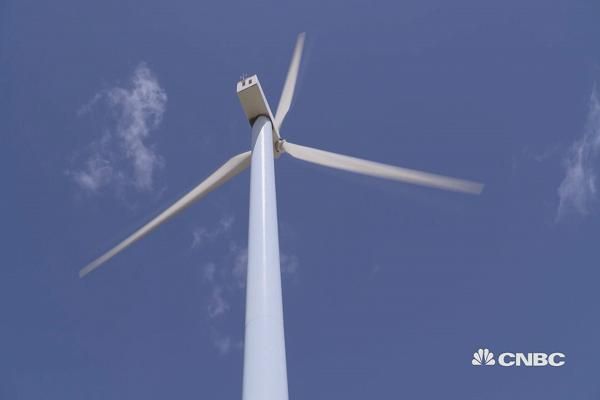 LandLease's tweet photo. The future of wind turbines could be bladeless  https://t.co/Ray9TepMKe #wind #altenergy #eco #gogreen #renewableenergy https://t.co/OOtt75iVn8