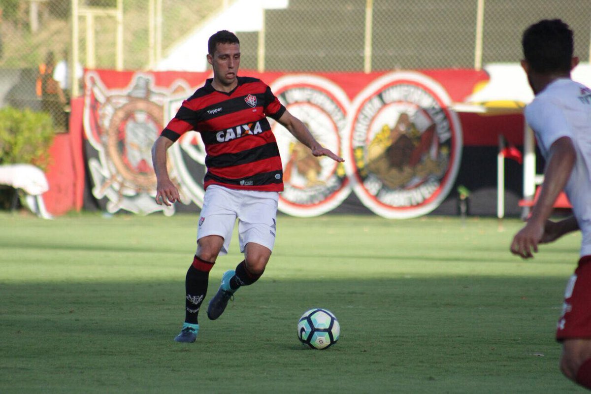 fsoutto25's tweet photo. Pessoal, após as 17h participarei do Tá na Área, do @SporTV  pra falar sobre nosso momento no BR17!! Conto com a audiência de vcs 👏👊🦁⚫🔴 https://t.co/jM2Wlf4f3H