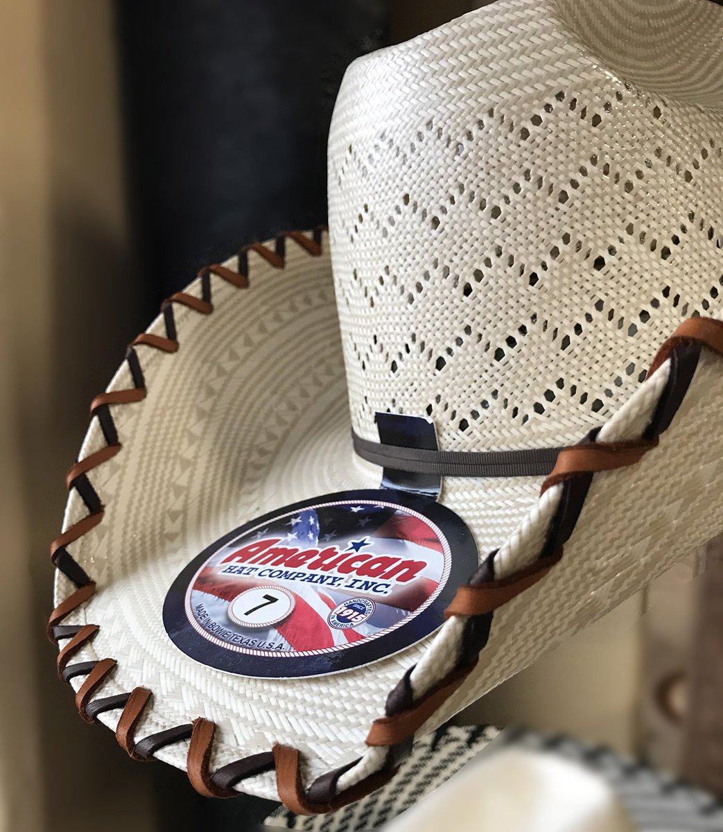 Realeather's tweet photo. Great idea using @Realeather Deerskin Lace from @wayoutwestboots ! https://t.co/lxOpyiL4UX