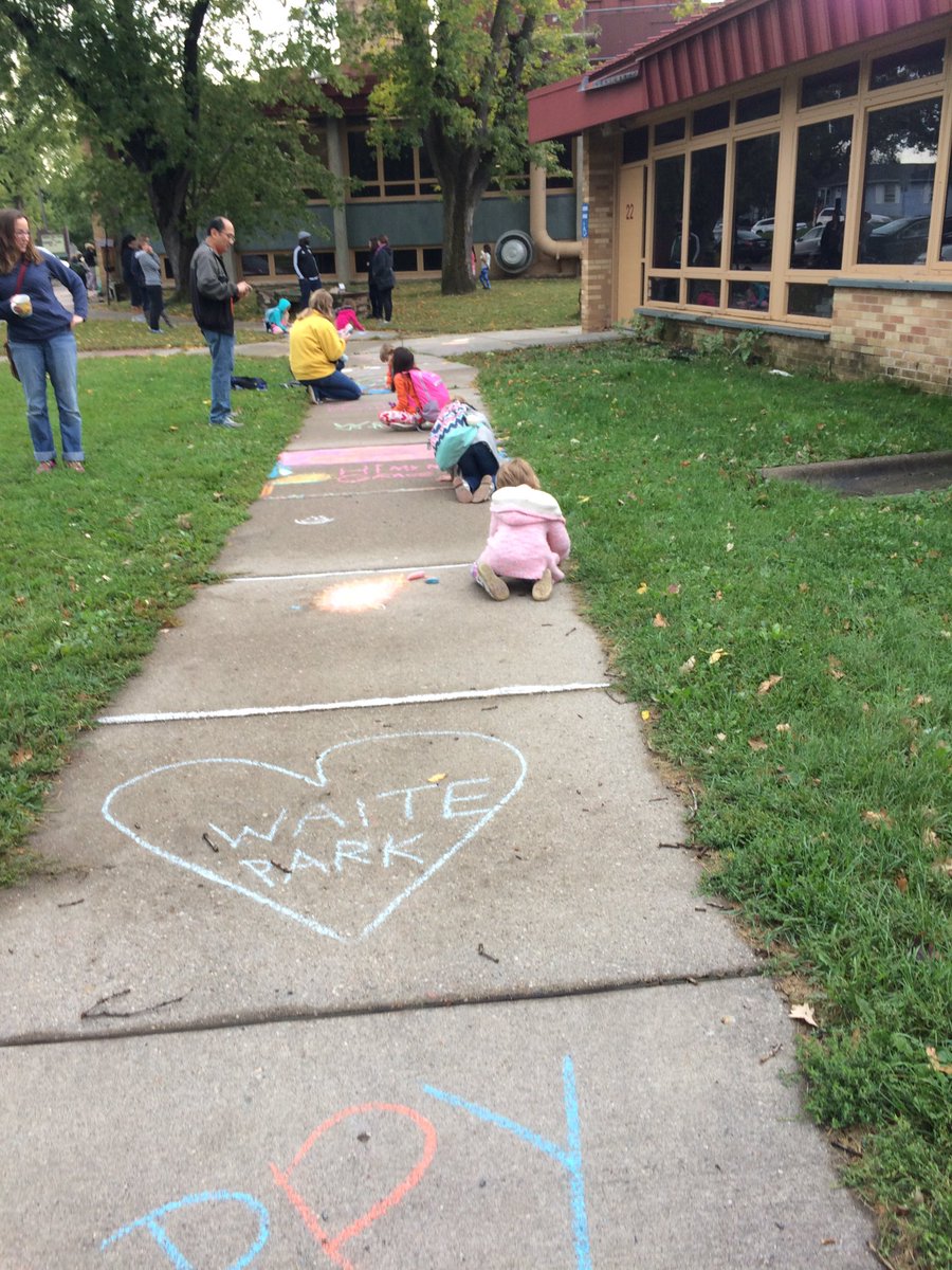 JennyArneson's tweet image. #AntibullyingMonth starts at Waite Park &amp;amp; these kids remind grown-ups how the world ought to be w/ #KindnessInChalk. W/ @waiteparkcc