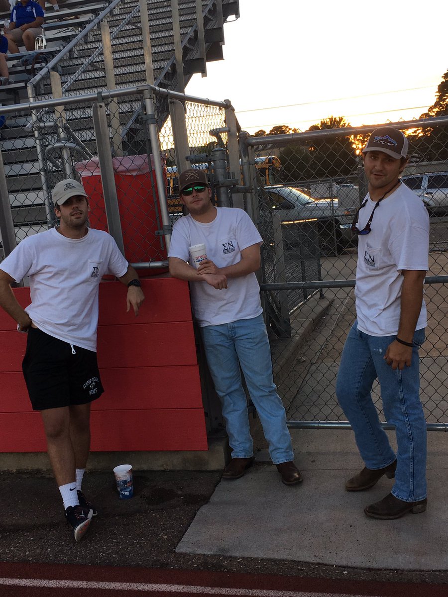Last Friday we had a great opportunity to give back to the community by helping out at the Ruston High football game.