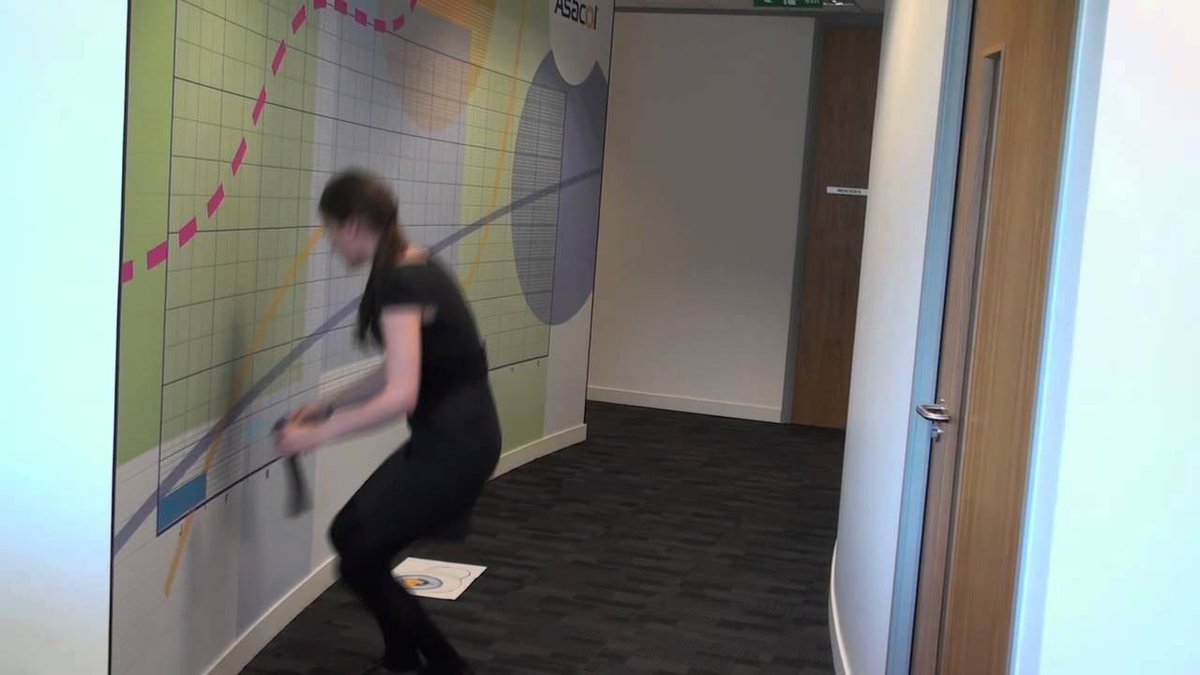 Check out how magnetic print display is installed! #print #business #surrey sta.cr/2P6k1