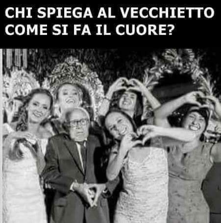 antoniolamonac1's tweet photo. Nn serve spiegarglielo
😜😜😜😜😜😜😜😜😜 https://t.co/FKzOL9jonh