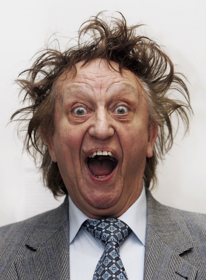MrJamesCCC's tweet photo. Despite leaving the house this morning with hair like Ken Doll, I seem to arrived home with hair like Ken Dodd #Wind #WhyDidNobodyTellMe https://t.co/iDy2vpulu4