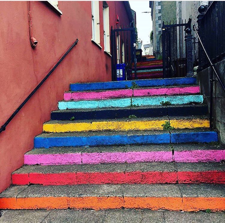 hellocork_'s tweet image. The colourful steps of Ferry Lane by the @madaboutcork  crew! 🌈thanks to @acetcork for this shot! #hellocork_ 
#cork #corkcity