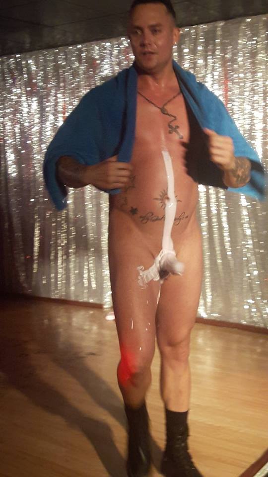 Woooo!!1 more of the very sexy Gemini 😍😜😘xxx