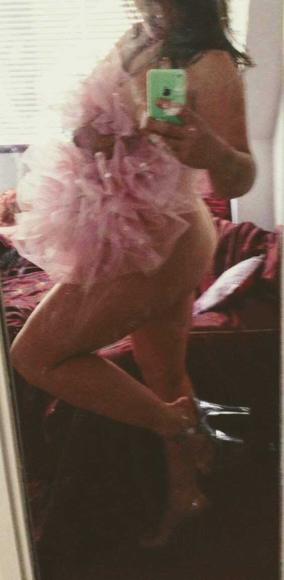 ScotlandStrip's tweet photo. Trinity Foxx with curves to die for book now #stripper #entertainment #curves #sexyselfie #ladsweekend #nude #stagdo https://t.co/4XqJNcuT8q