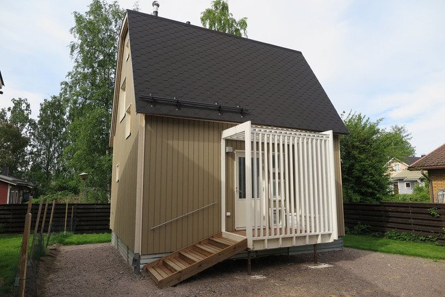 vpkivimaki's tweet photo. People occasionally ask me if Finland is expensive. Well. You could have this 40m²/430ft² 'house' for a mere 239,000€! ($280,000) https://t.co/RRHEg8hHqM