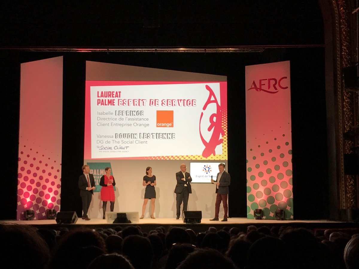 La Palme Esprit de Service remportée par <a href="/orange/">Orange</a> et sa création d’un bar à tutos #PalmesRC