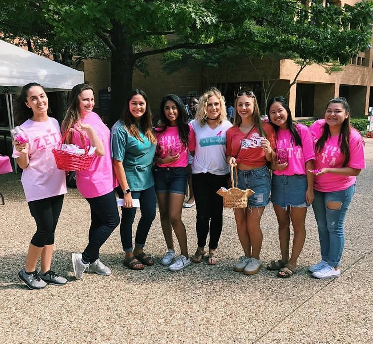 UTAZetaTauAlpha's tweet photo. Stop by the UC mall before 2pm and get a scantron from one of our beautiful Zeta ladies ๐๐ #ThinkPink #ThinkZeta https://t.co/4M4gE4MaeS